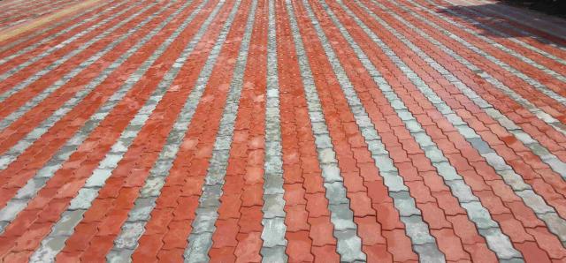 Zig-Zag-Concrete-Paver