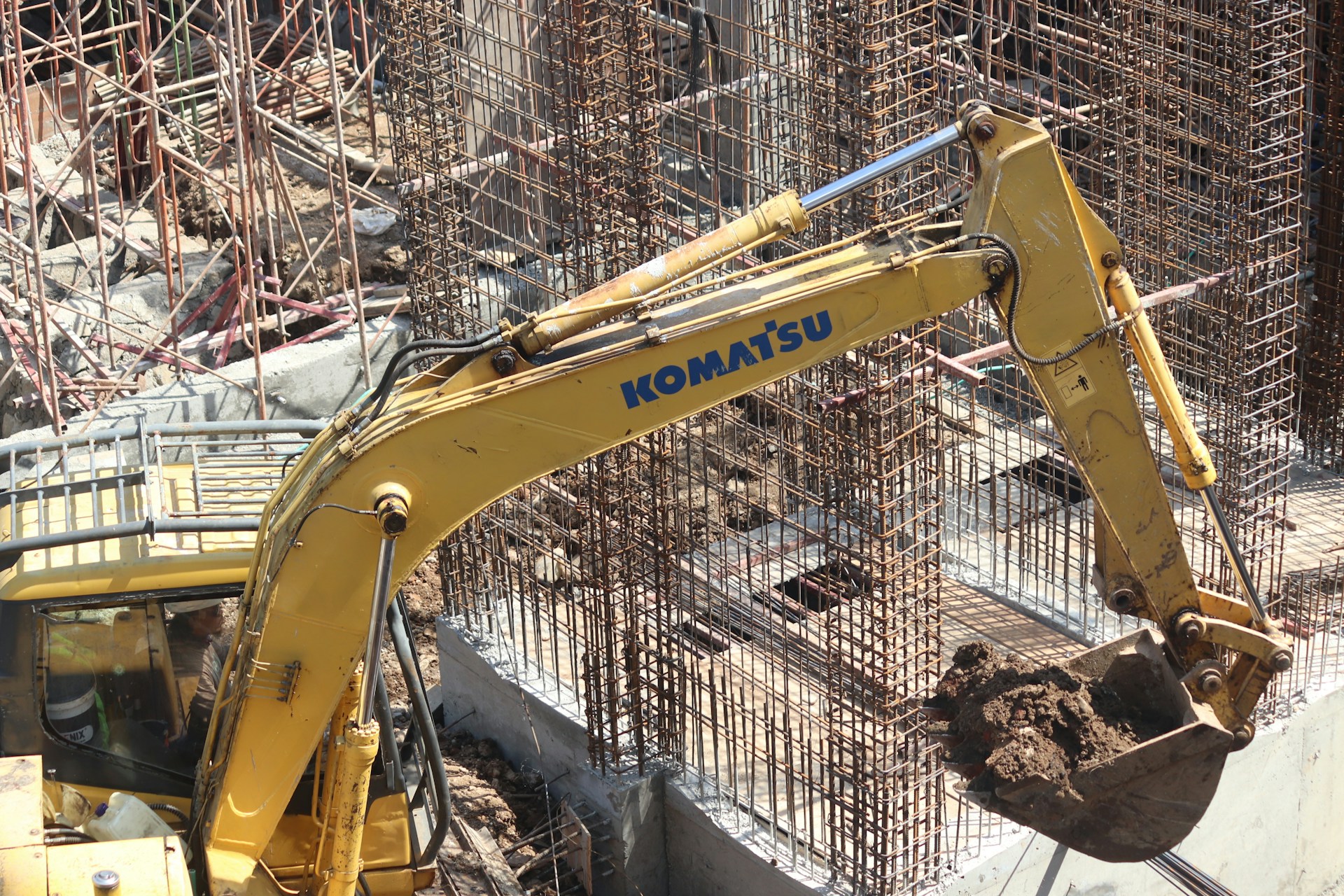 Earthwork Contracting Earthwork Contractors Malaysia: Expert Site Preparation Services