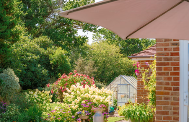 awning-ideas-malaysian-homes