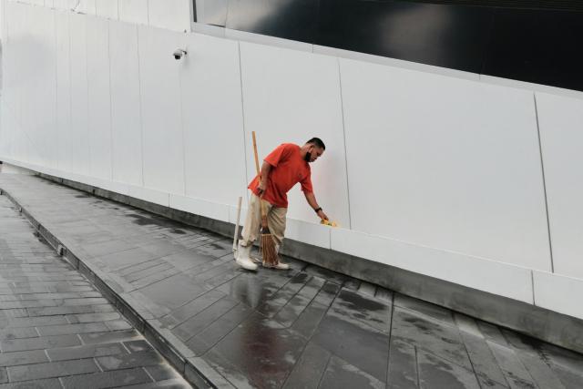 Wall-Cleaning-Contractor-in-Malaysia